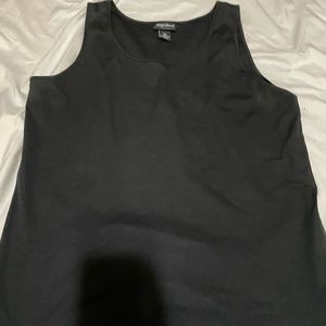 Women’s tank top size 0x 16